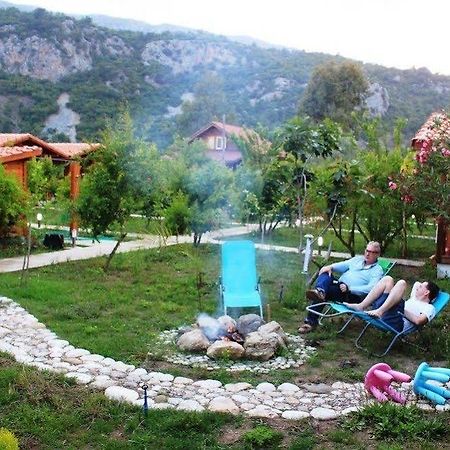 Villa Iz Чирали Экстерьер фото