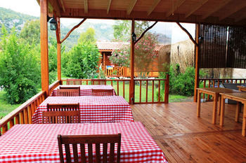 Villa Iz Чирали Экстерьер фото